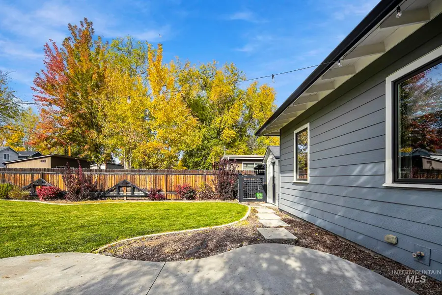 2121 S Atlantic St, Boise, ID 83705 - #3