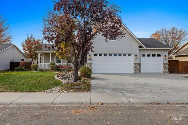 2885 N Rough Stone Way, Meridian, ID 83646