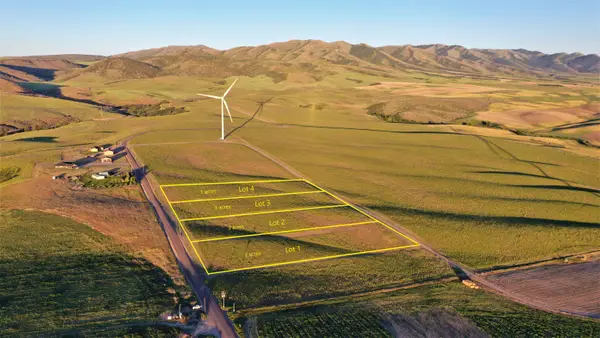 2875 Little Creek Road, American Falls, ID 83211