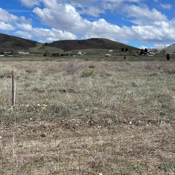 B1 L9 Lakey Loop, Soda Springs, ID 83276