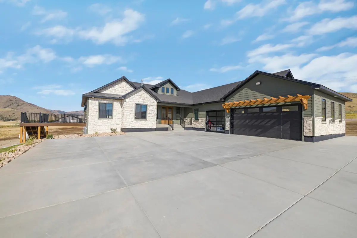 2441 Lee St, Inkom, ID 83245 - #1