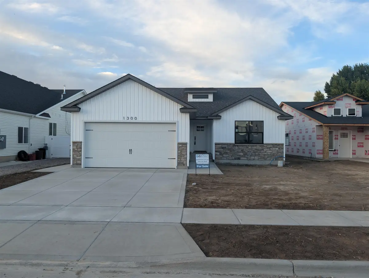 1300 Troy Lane, Pocatello, ID 83201 - #1