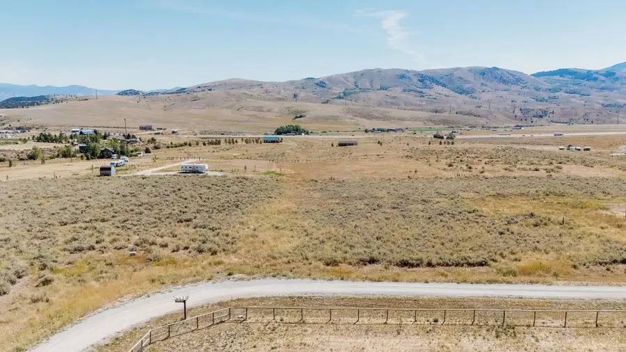 10775 Ivory Tooth Trl, Malad City, ID 83252 - Image #2