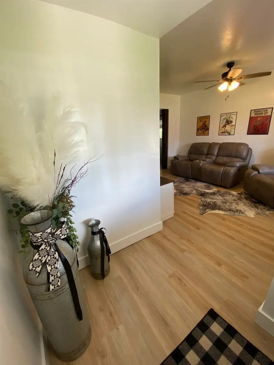 1032 Monroe Street, Montpelier, ID 83254 - Image #3