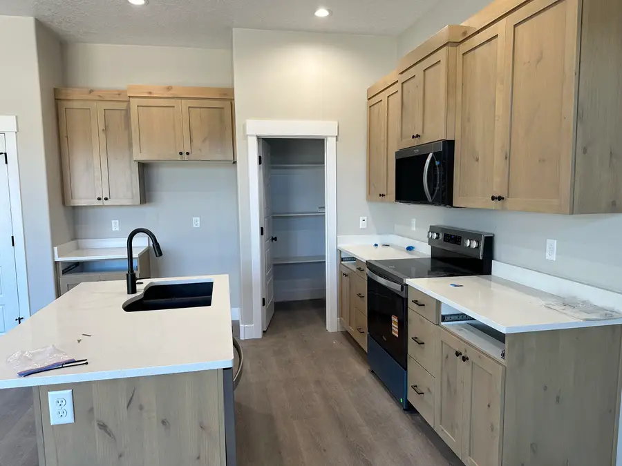 1037 MARINUS, Pocatello, ID 83201 - Image #3