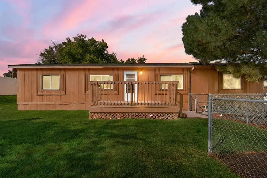 57 Chestnut Ln, Pocatello, ID 83204 - Image #2