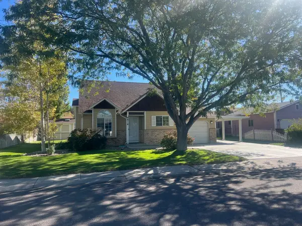 4818 Freedom Ave, Chubbuck, ID 83202