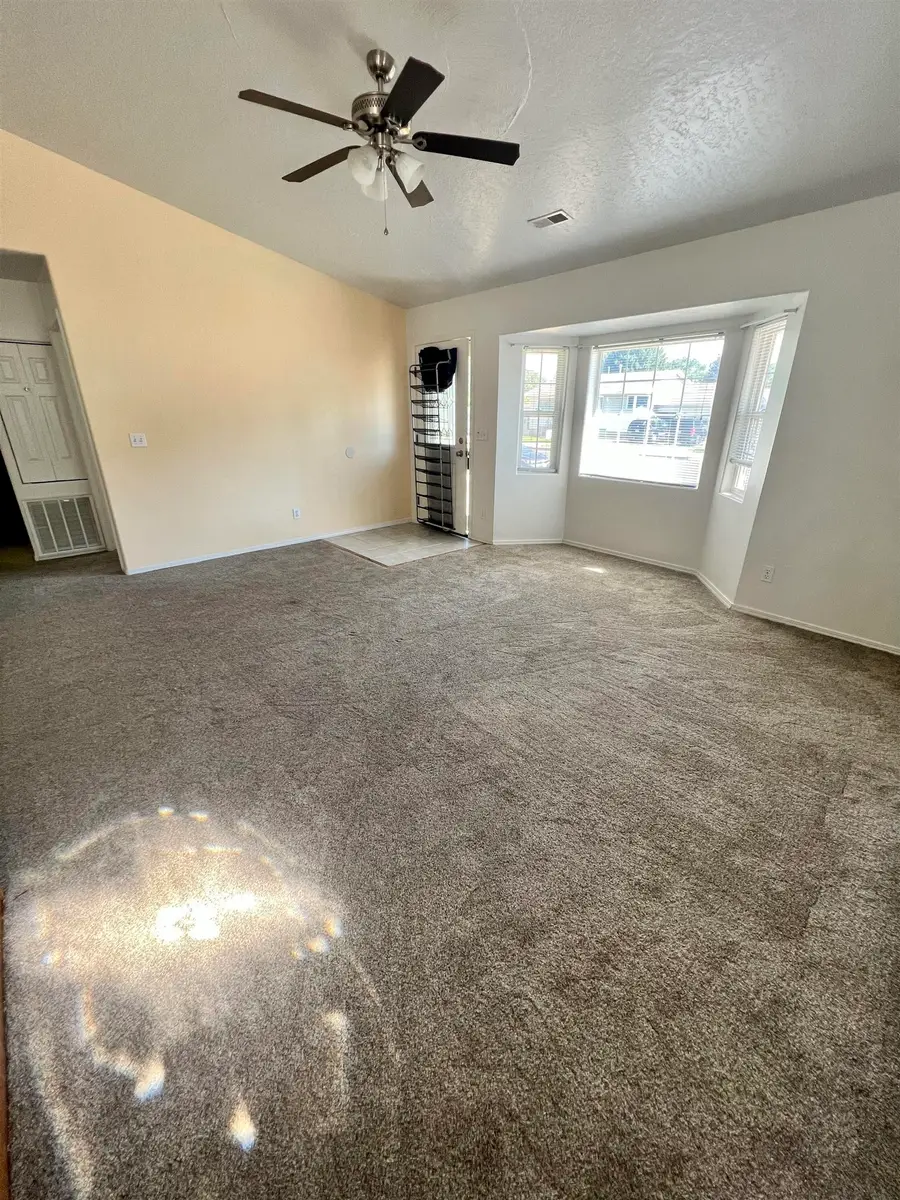 635 N 14th Ave, Pocatello, ID 83201 - Image #2