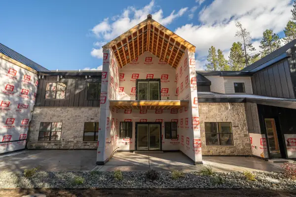 4355 Yeti Ln, Island Park, ID 83429