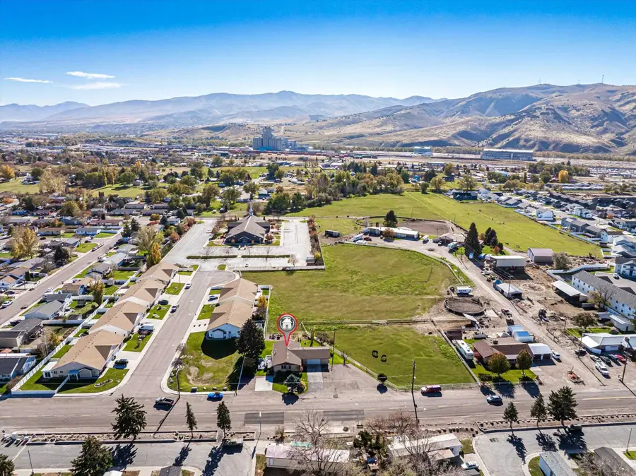 1715 W Quinn Rd, Pocatello, ID 83201 - Image #3