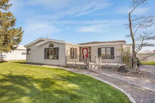 221 Cottonwood Ln., Blackfoot, ID 83221