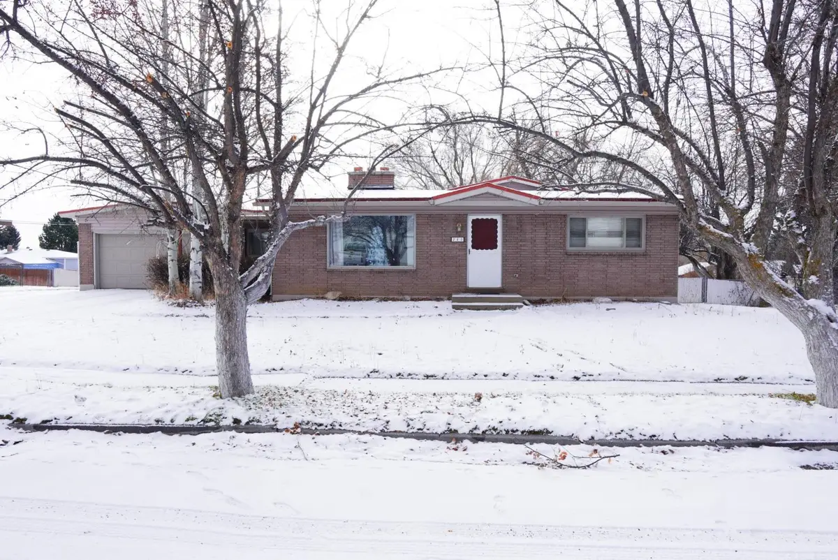 240 E 3rd N, Soda Springs, ID 83276 - Image #1