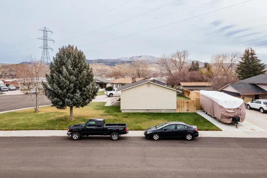 380 Kurtwood Dr, Pocatello, ID 83204 - Image #3