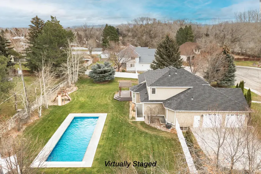 1161 Packer dr, Blackfoot, ID 83221 - Image #2