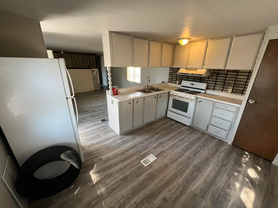 210 Circle INN, Chubbuck, ID 83202 - Image #2