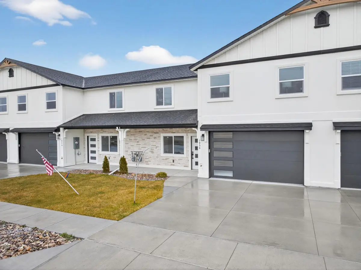 1954 S 1st, Pocatello, ID 83201 - Image #1