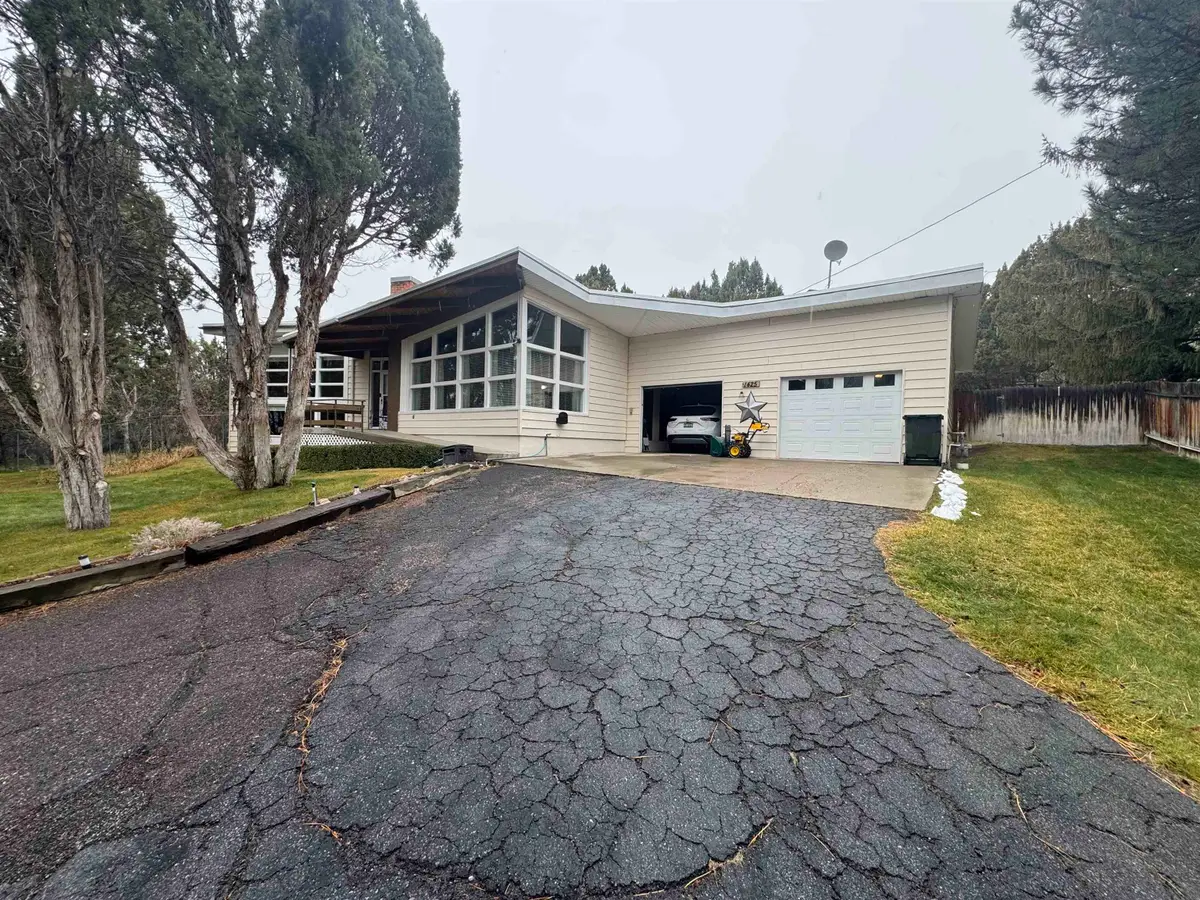 1425 Juniper Hill Rd, Pocatello, ID 83202 - Image #1