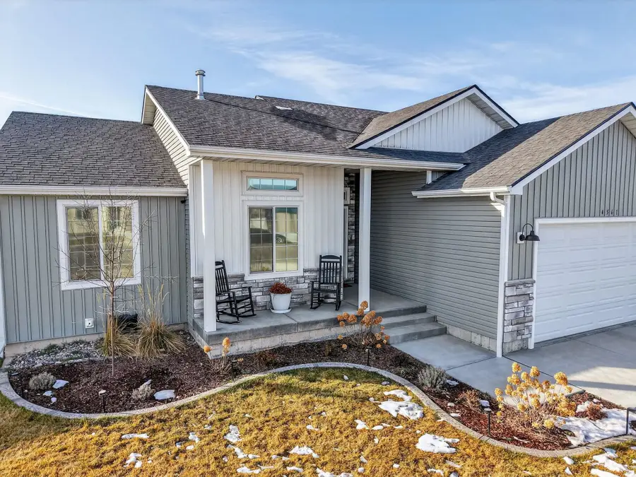 4561 Nordic Dr, Chubbuck, ID 83202 - Image #2