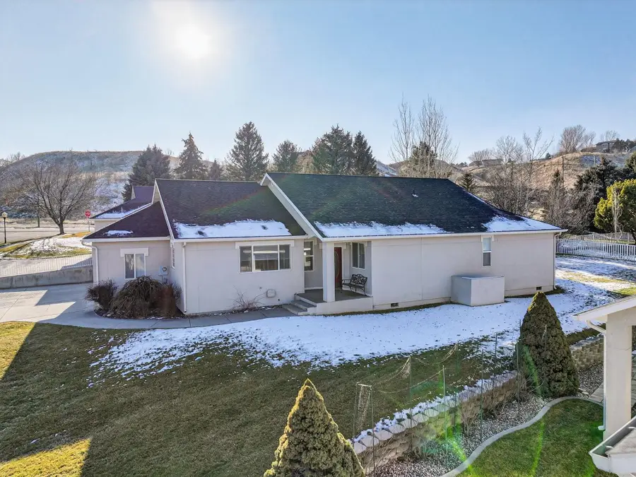 475 PEBBLE LANE, Pocatello, ID 83204 - Image #3