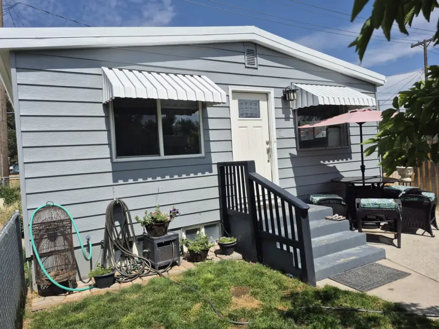 946 N 9th Ave, Pocatello, ID 83201 - #2