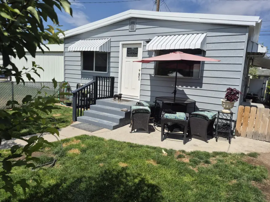 946 N 9th Ave, Pocatello, ID 83201 - #3