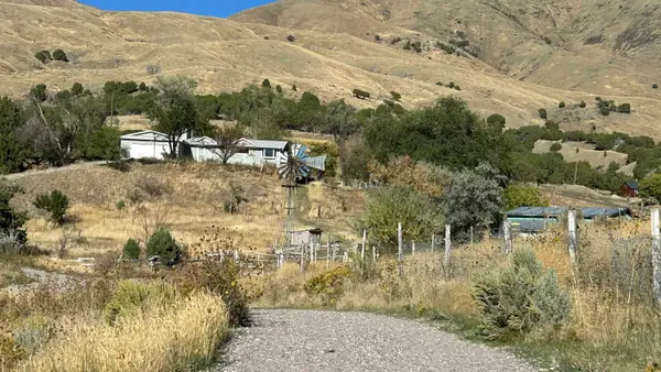 4501 N GARTON LANE, Pocatello, ID 83204