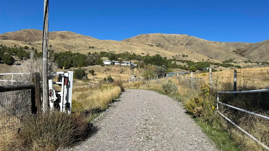 4501 N GARTON LANE, Pocatello, ID 83204 - #2