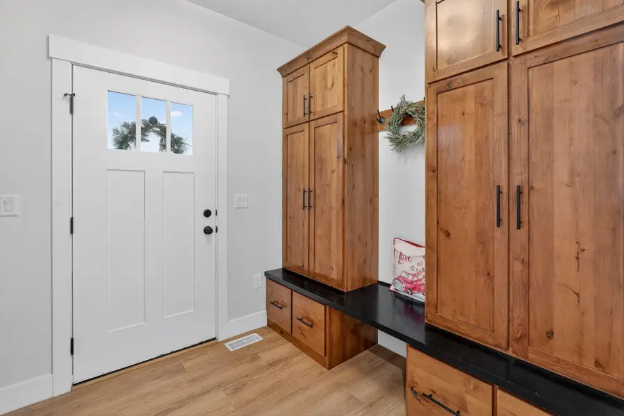 560 Aurora Blvd, Chubbuck, ID 83202 - #3