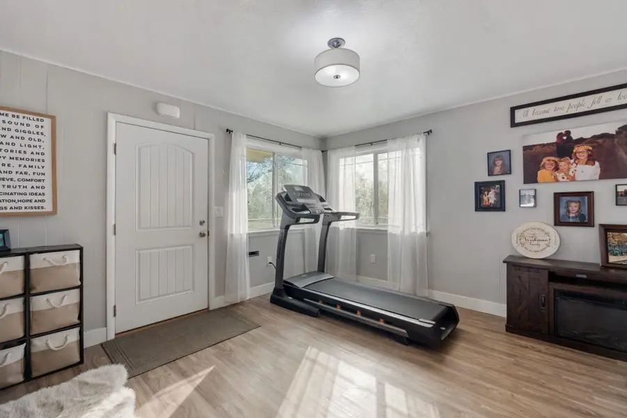 203 Tyler Street, American Falls, ID 83211 - #3