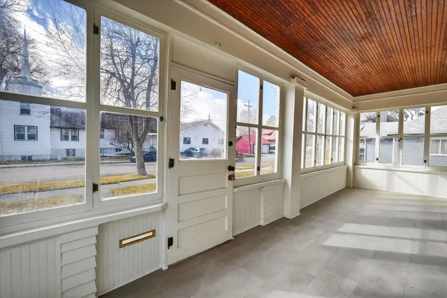 275 Polk St, American Falls, ID 83221 - #3