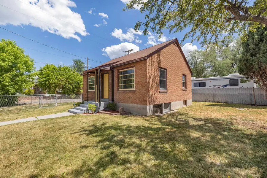 1115 E Wyeth St, Pocatello, ID 83201 - #2