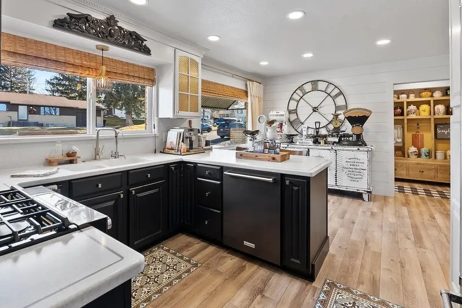 606 Calder, American Falls, ID 83211 - #3