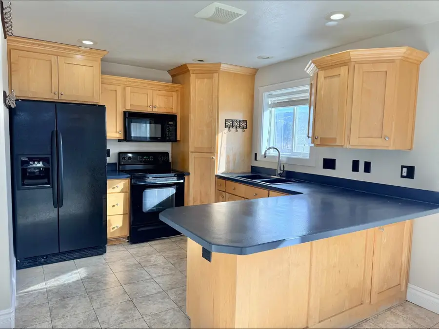 1628 Sun Hill Loop, Pocatello, ID 83201 - #3