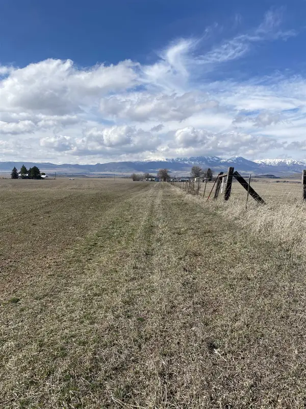 1940 N 800 W, Preston, ID 83263