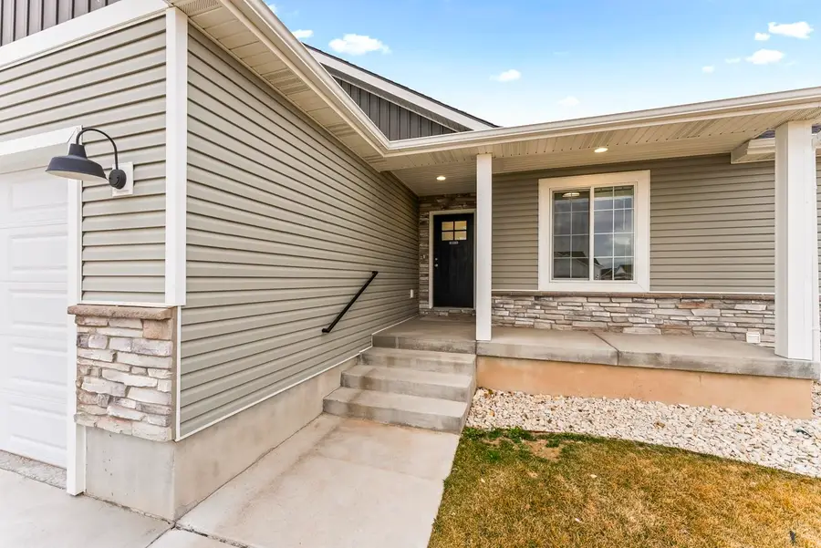 3953 N Ventura Ave, Idaho Falls, ID 83401 - #2