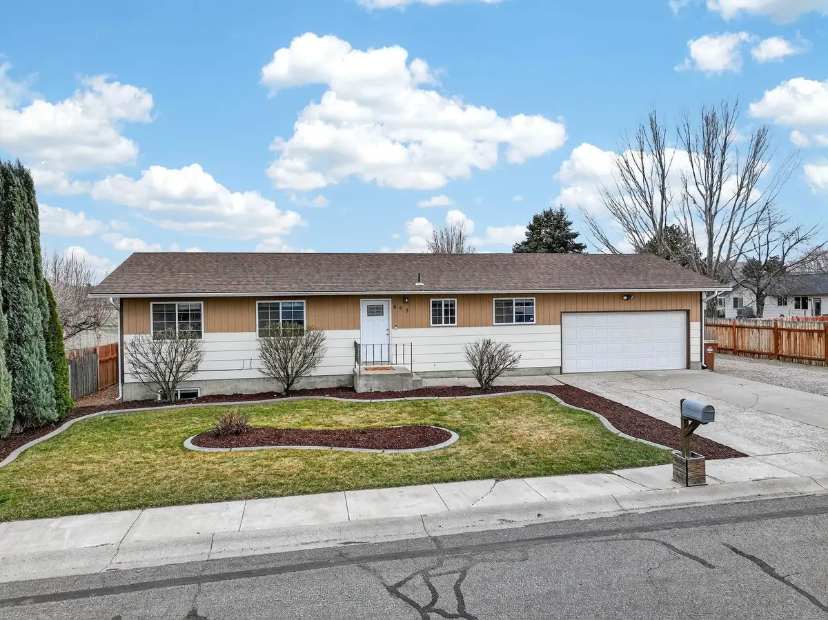 693 Canal St, Chubbuck, ID 83202 - #1