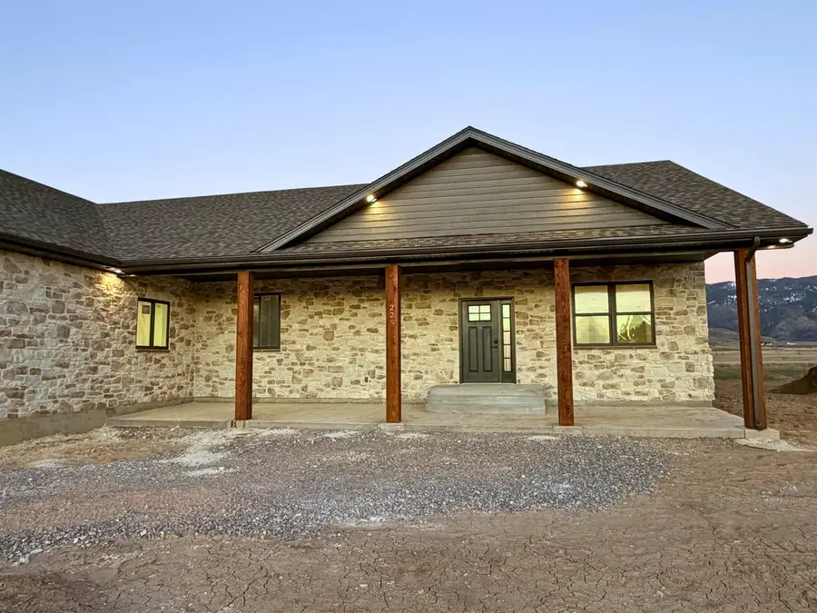 225 Merrill Way, Grace, ID 83241 - #3