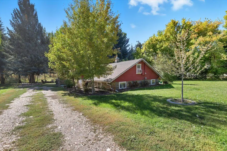 667 N Rapid Creek Rd, Inkom, ID 83245 - #3