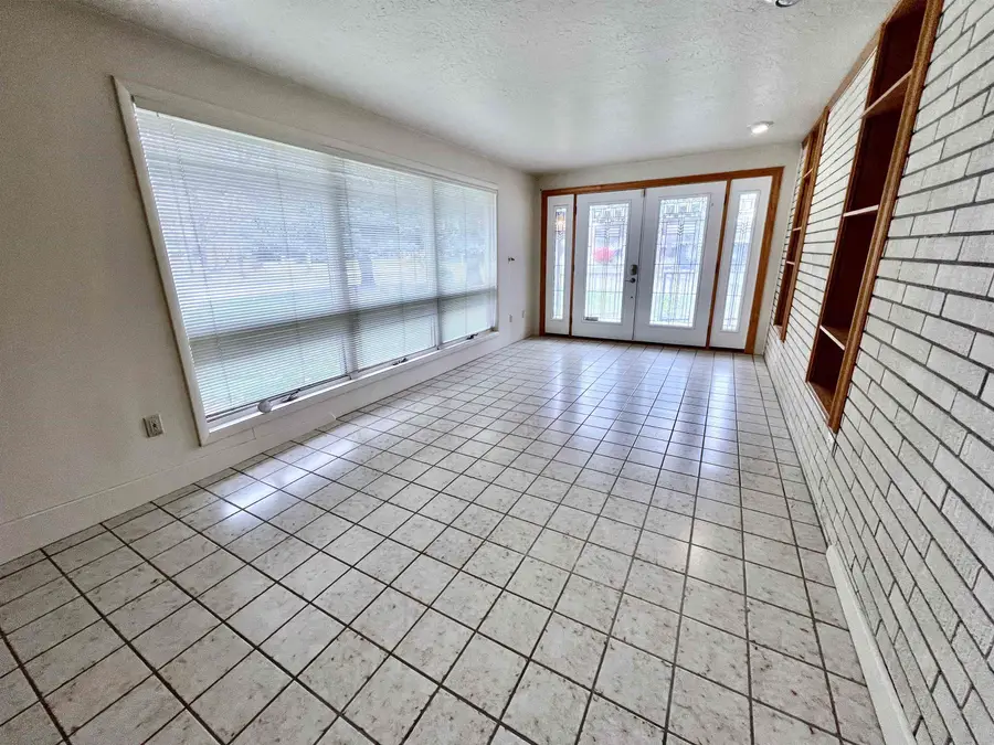 334 Westmoreland, Idaho Falls, ID 83404 - #3