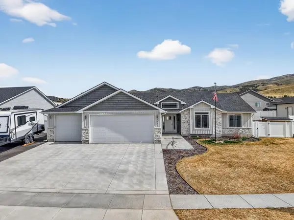 3052 DeWinter Dr., Pocatello, ID 83204