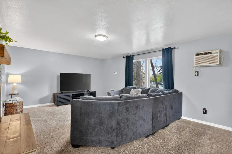 4931 Hawthorne Rd, Chubbuck, ID 83202 - #3