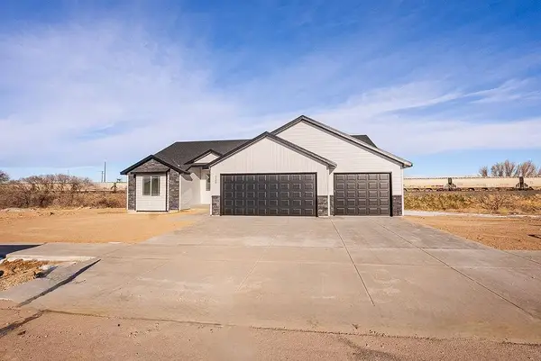 329 Lakeview Blvd, American Falls, ID 83211