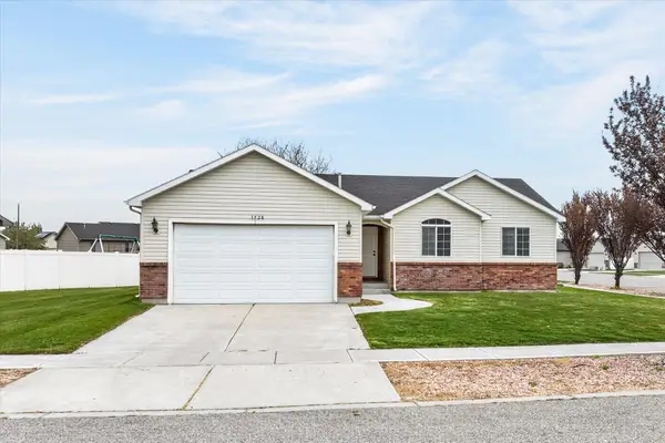 1528 Cobblestone Ave, Chubbuck, ID 83202