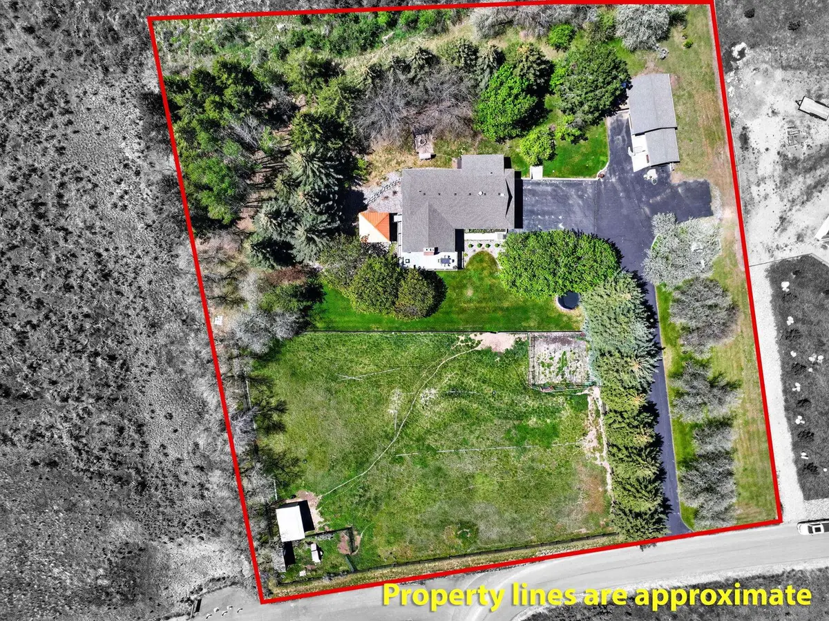 9416 Andee K Ln, Pocatello, ID 83204 - #1