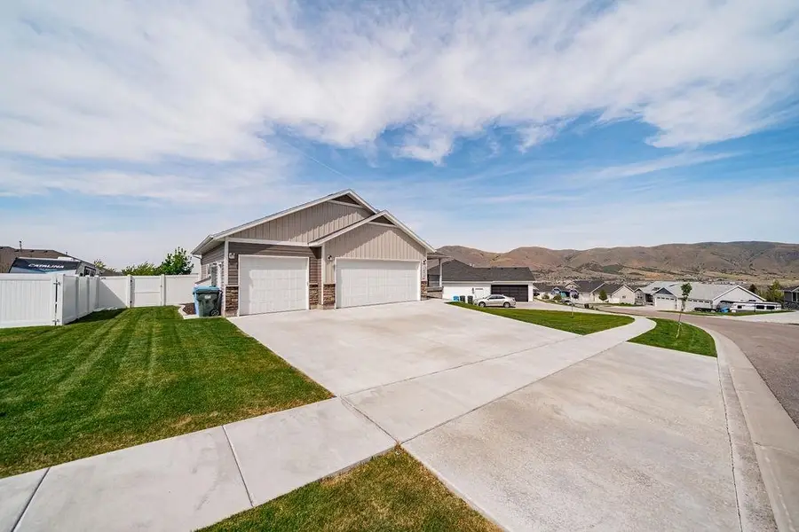 1474 Foxmore, Pocatello, ID 83204 - #3