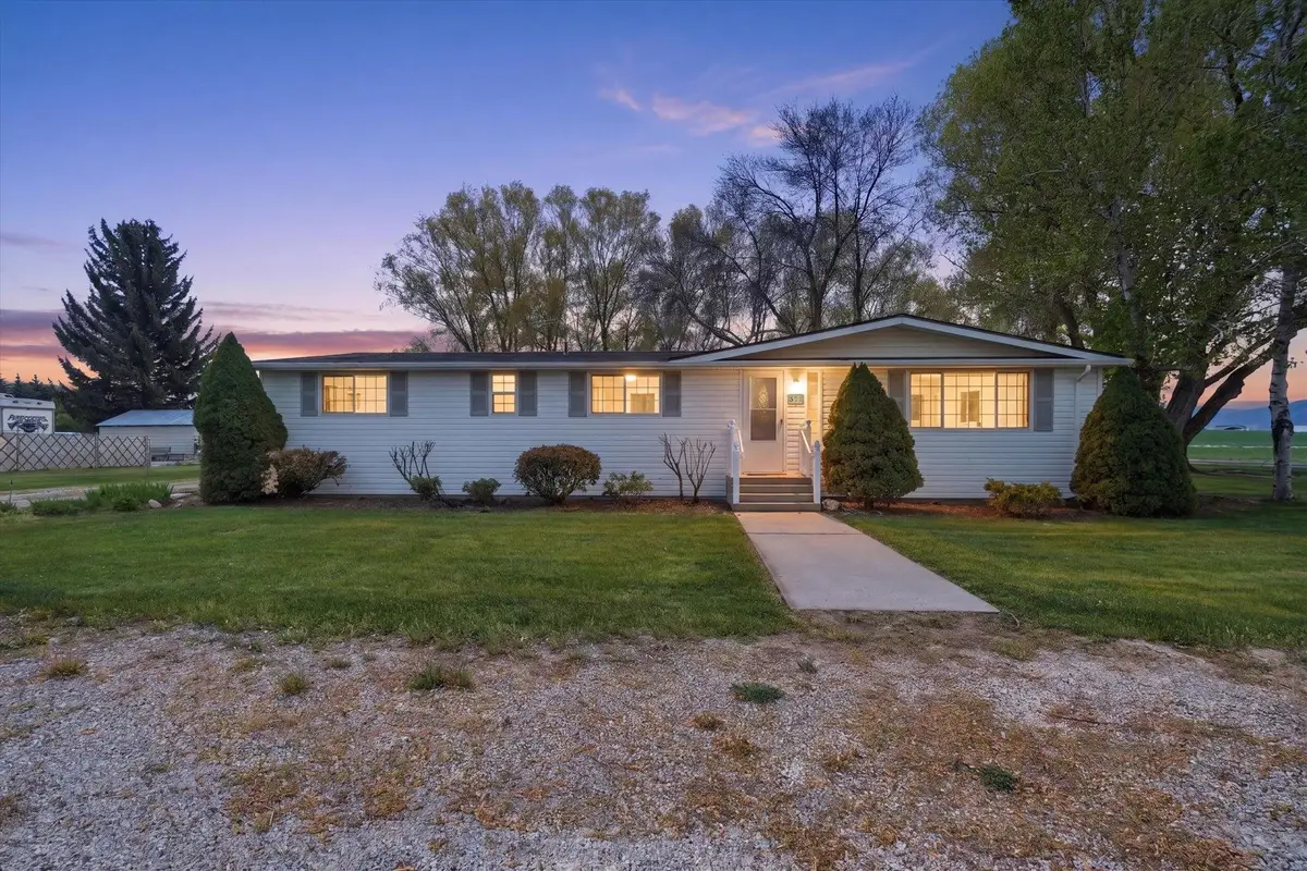 371 W 9th St., Grace, ID 83241 - #1