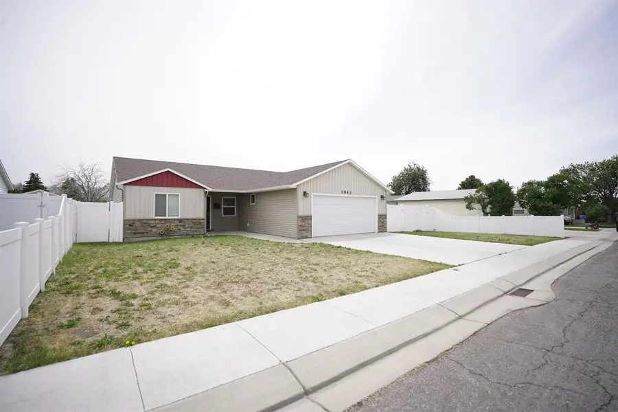 1863 Scottsdale Dr., Pocatello, ID 83202 - #2