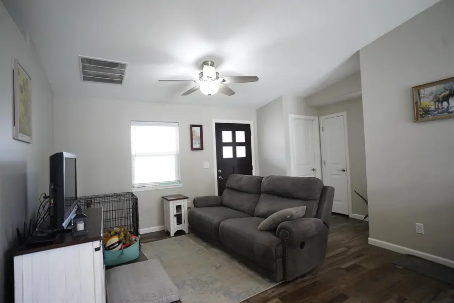 1863 Scottsdale Dr., Pocatello, ID 83202 - #3