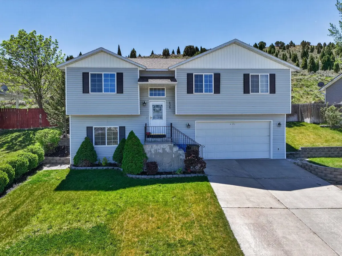 635 Canyon Dr, Pocatello, ID 83204 - #1