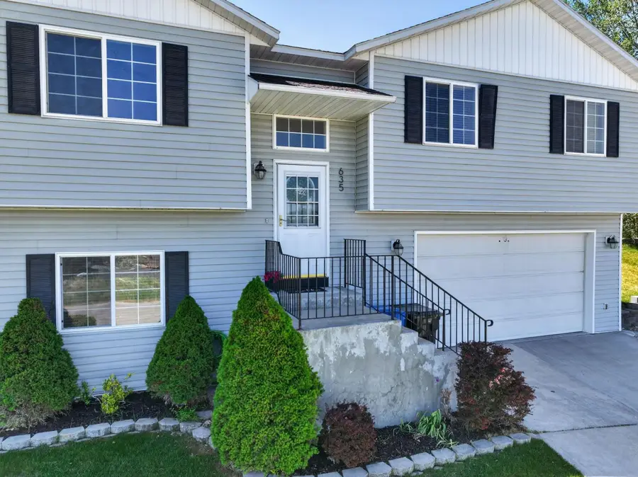 635 Canyon Dr, Pocatello, ID 83204 - #2